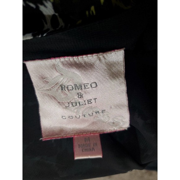 Romeo And Juliet Couture Size M Long Flutter Sleeve V-Neck Lined Side Zip Dress - Picture 10 of 10